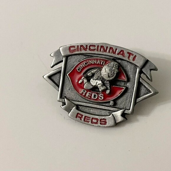 Vintage MLB Cincinnati Reds Baseball Souvenir Mascot Pin - Picture 8 of 9